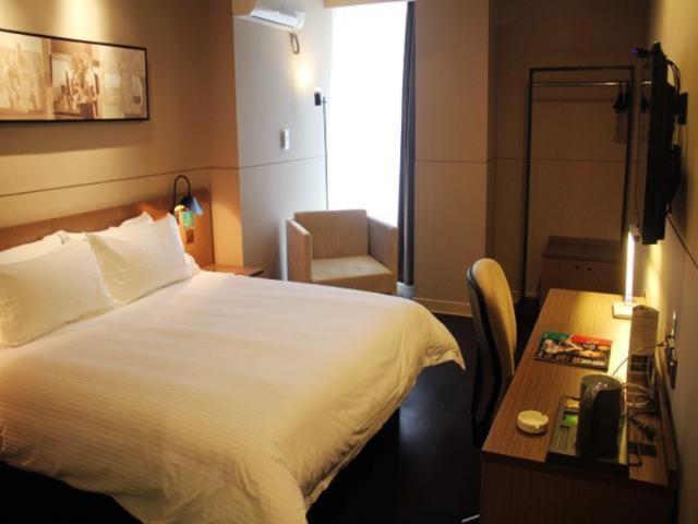 Jinjiang Inn Select Jiaxing Wanda Plaza Exterior photo