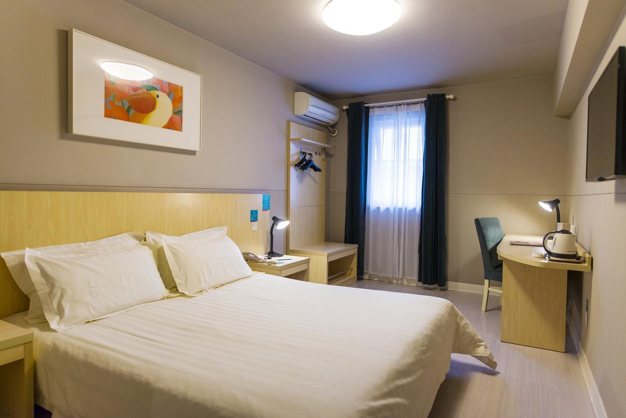 Jinjiang Inn Select Jiaxing Wanda Plaza Exterior photo