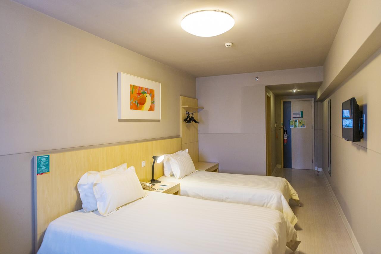 Jinjiang Inn Select Jiaxing Wanda Plaza Exterior photo